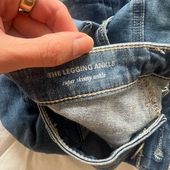 AG denim ankle legging never worn - Picture 4 of 9